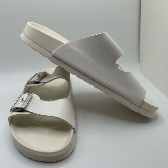 CUSHIONAIRE Women's soft footbed Sandal with +Comfort 7 WHITE - Picture 6 of 7